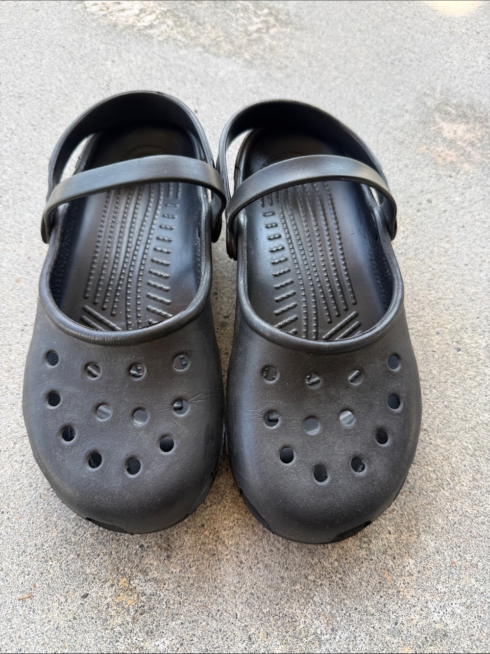 Crocs "Karin" Rubber Clogs Mary Jane double strap Sz. W9